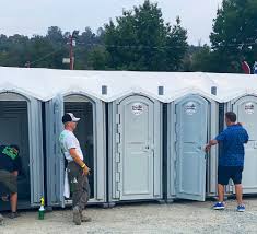 Best Deluxe Portable Toilet Rental  in East Rochester, NY